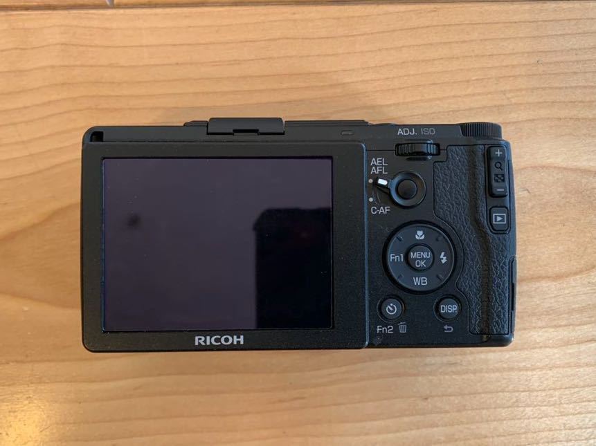 RICOHリコー GRII GR2 オリジナルレッドリング ULYSSESケース付き_画像3