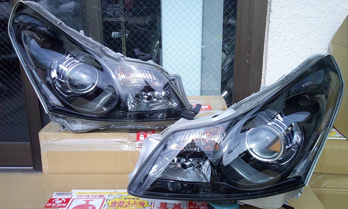 美品　日産 スカイライン V36前期 　インナーブラック仕様（艶あり仕上げ）左右セット AFS無　 HID KOITO 100-63861 （管29）_画像1