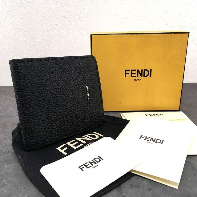 ☆ Бесплатная доставка ☆ Неиспользованная Fendi Bi -Fold Billing 7M0193 с Sereria Black Box 56
