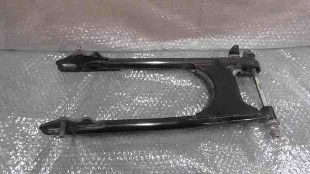 ビジョン125　LBPPCJLD060011xxx　の　スイングアーム *1705625525　中古