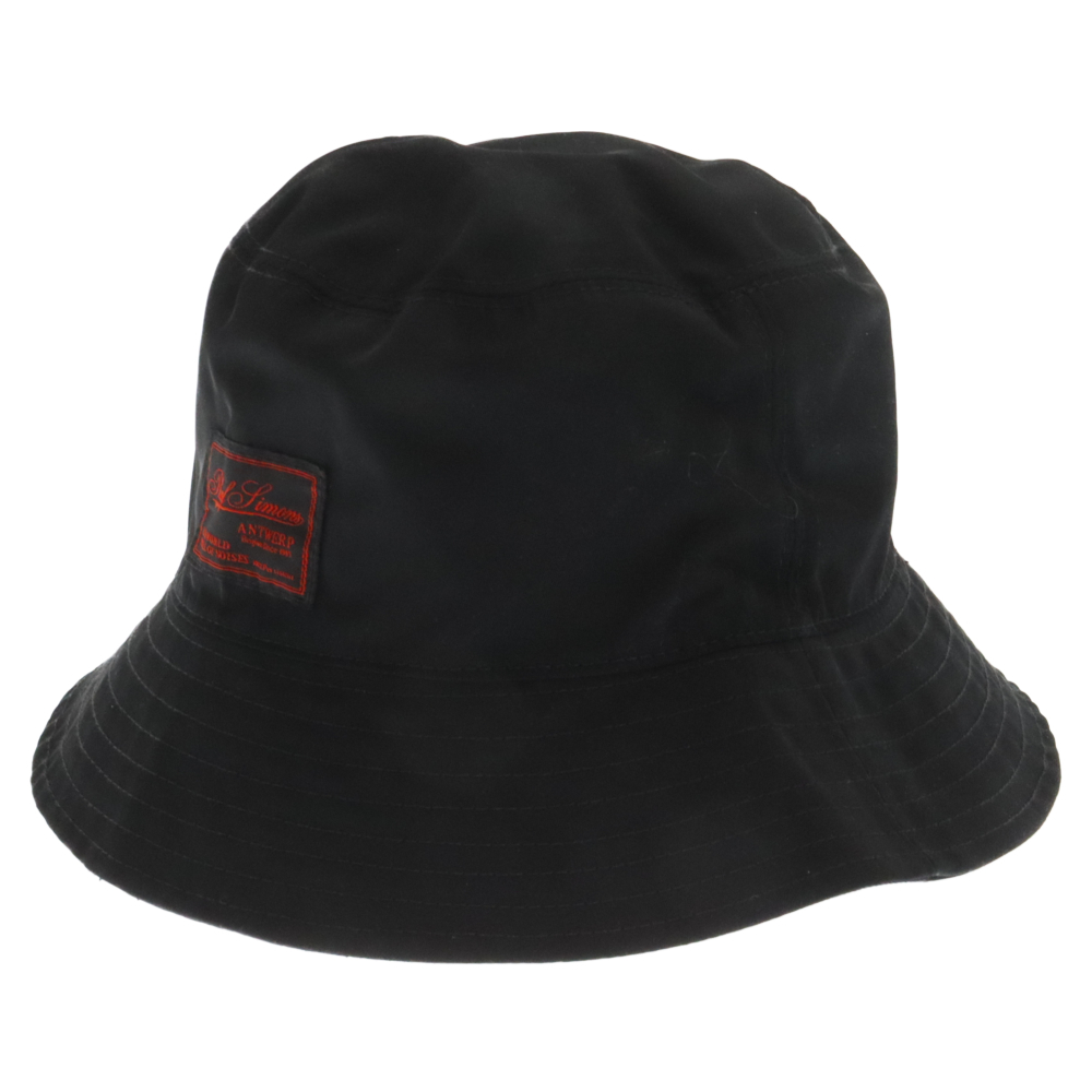 RAF SIMONS ラフシモンズ SOLID COLOR BUCKET HAT WITH LOGO PATCH ロゴパッチ付き バケットハット ブラック 221-945