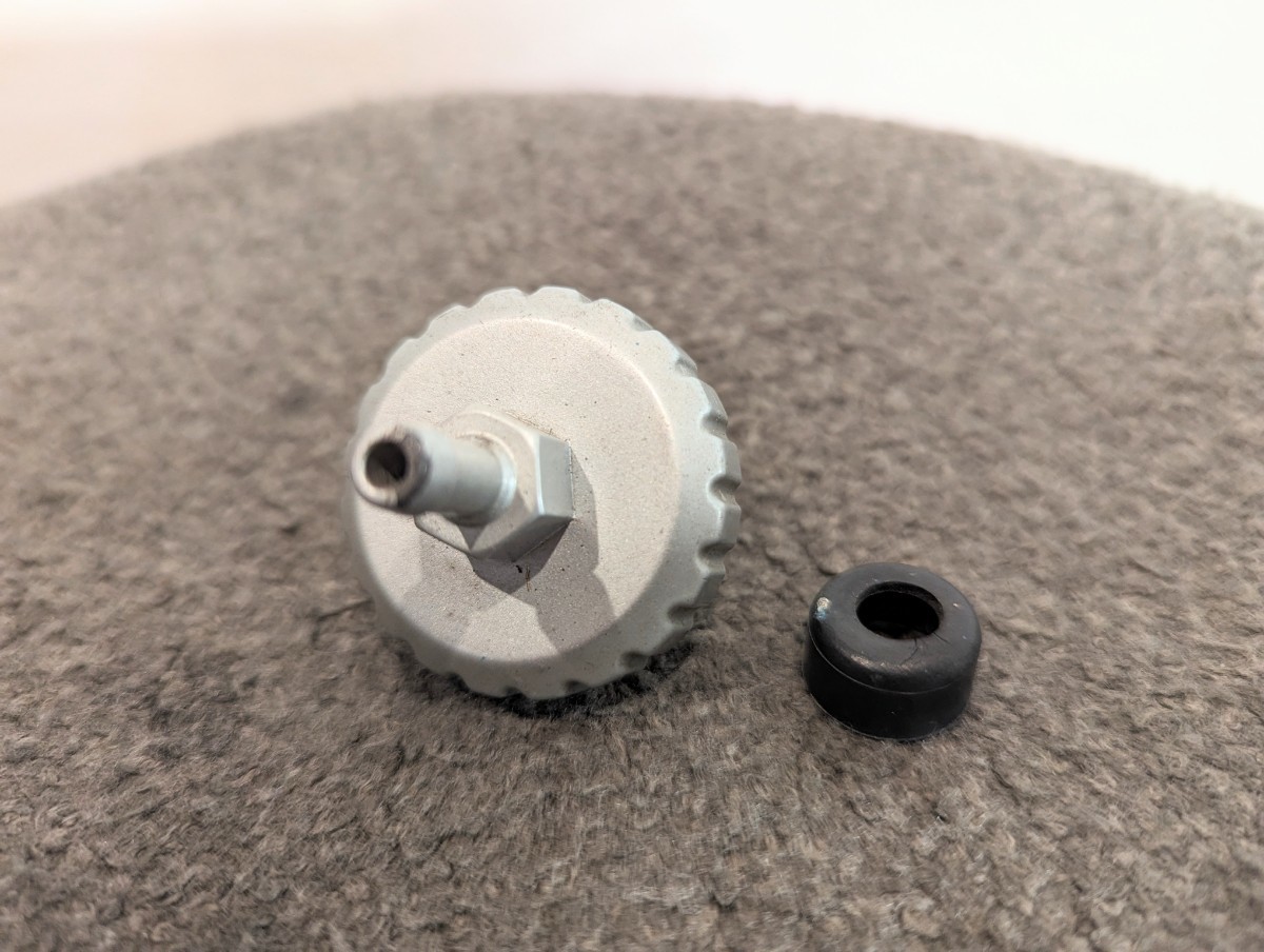 NSR50 NSR80 純正 ダミータンクキャップ エア抜き 当時物 ホンダ NSR50 NSR80 純正 ダミータンクキャップ エア抜き 当時物 ホンダ