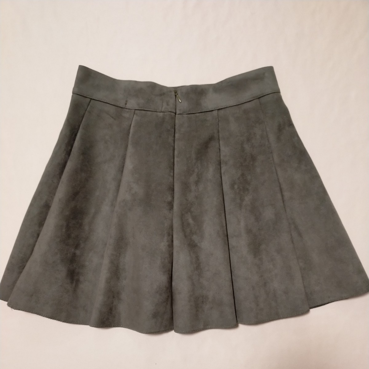 XOXO kisskiss skirt pants green green pcs shape pleat Mini miniskirt suede style ska bread S size used high school student 