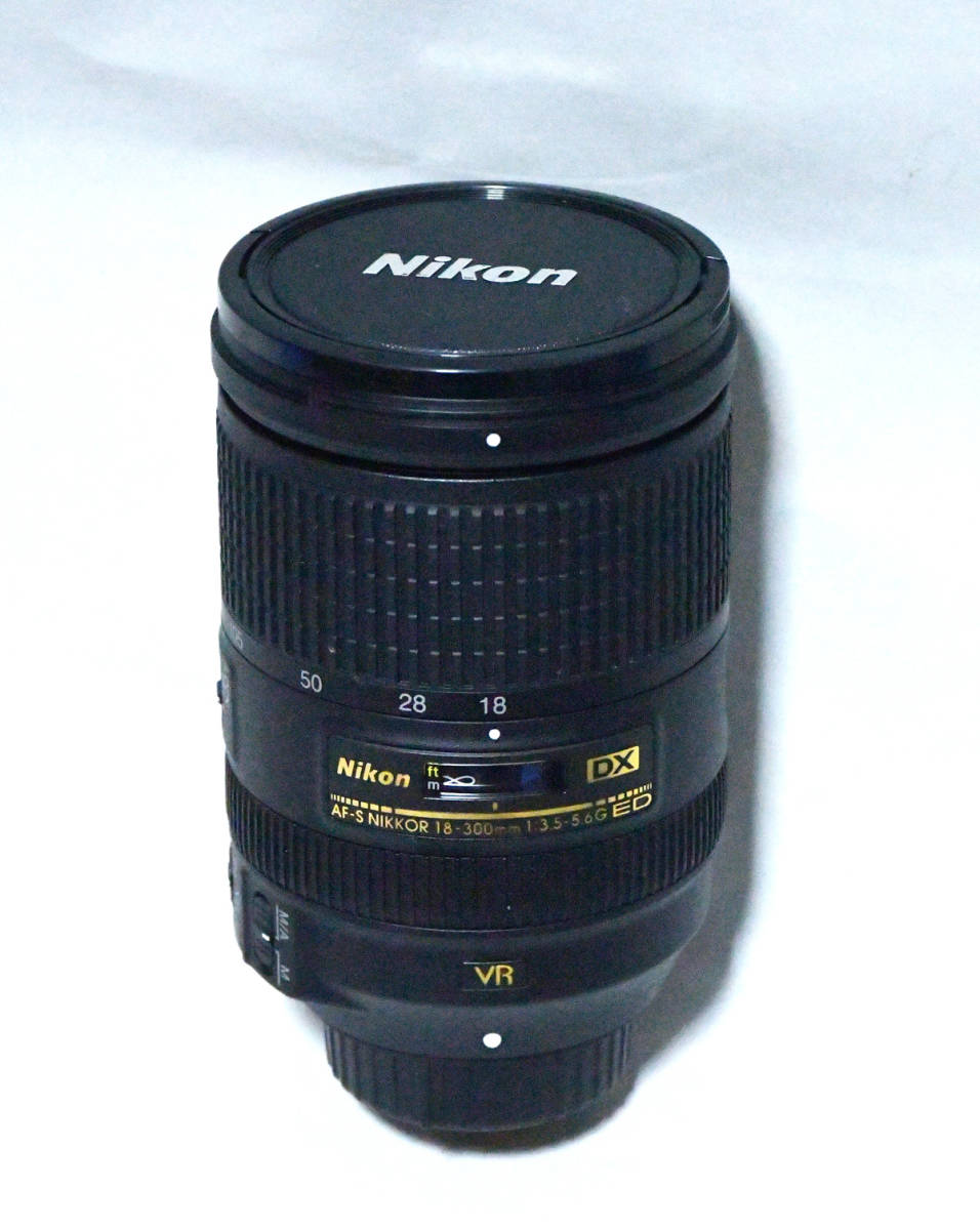 ニコン AF-S DX VR NIKKOR 18-300mm f/3.5-5.6G IF-ED 美品　メーカー点検済み_画像2