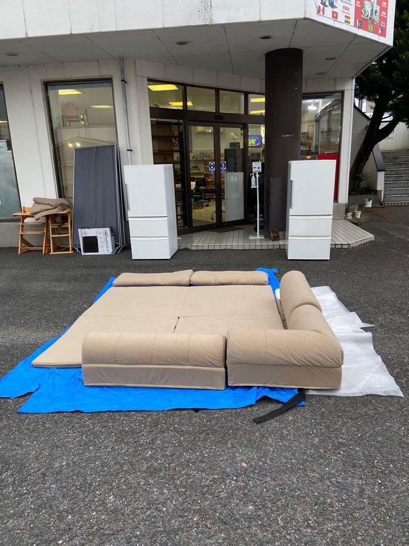 クッション付き ごろ寝ソファ 215 x 215cm クッション付き ごろ寝ソファ 215 x 215cm