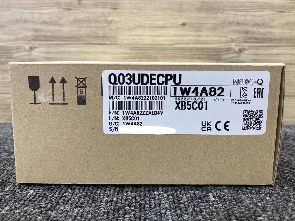 013♪未使用品♪三菱電機 MELSEC-QシリーズシーケンサCPU ユニバーサルモ Q03UDECPU 2026年10月生産終了予定_画像2