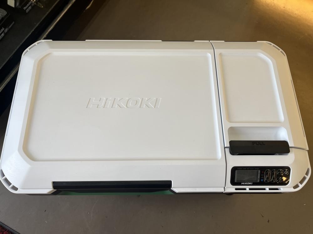 009▼おすすめ商品▼HiKOKI ハイコーキ コードレス保冷温庫 UL18DB 美品 ACアダプタ付属 バッテリー無し_画像2