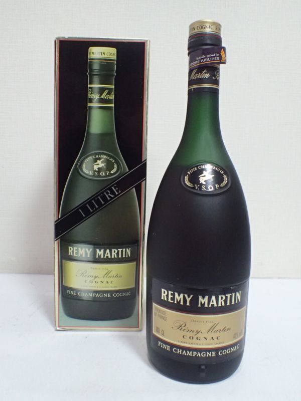 豊F792/8J自〇古酒 未開栓 レミーマルタン ファインシャンパーニュ コニャック ブランデー ナポレオン REMY MARTIN VSOP 1000ml〇_画像1