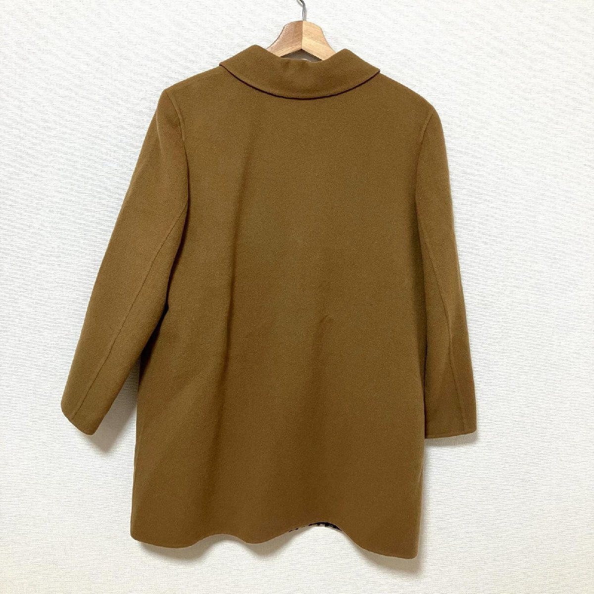 1円 ダックス DAKS ジャケット ベージュ ショートコート ウール レディース アウター_画像2