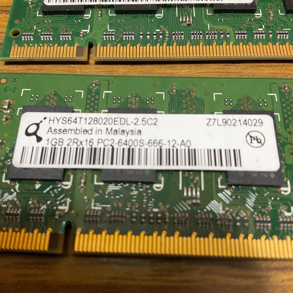 ノート対応 200Pin DDR2 1GB PC2-6400S-666-12-AC DDR2-800 1GB×2枚 計2GB 動作未確認_画像3