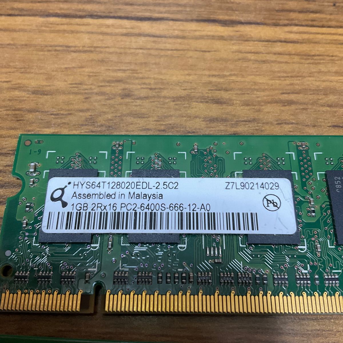 ノート対応 200Pin DDR2 1GB PC2-6400S-666-12-AC DDR2-800 1GB×2枚 計2GB 動作未確認_画像4