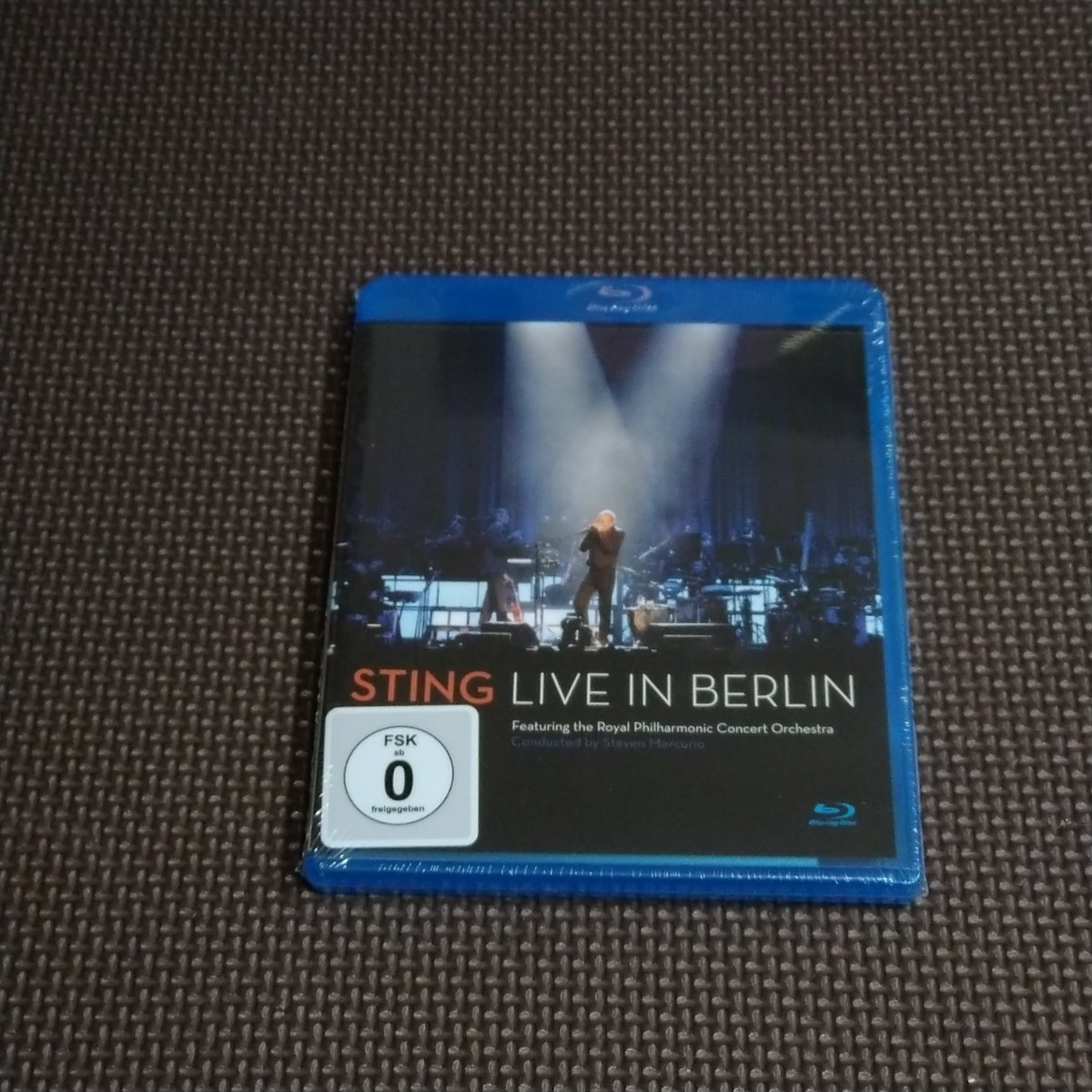 新品 即決 スティング ライヴ・イン・ベルリン Sting Live In Berlin Blu-ray_画像2