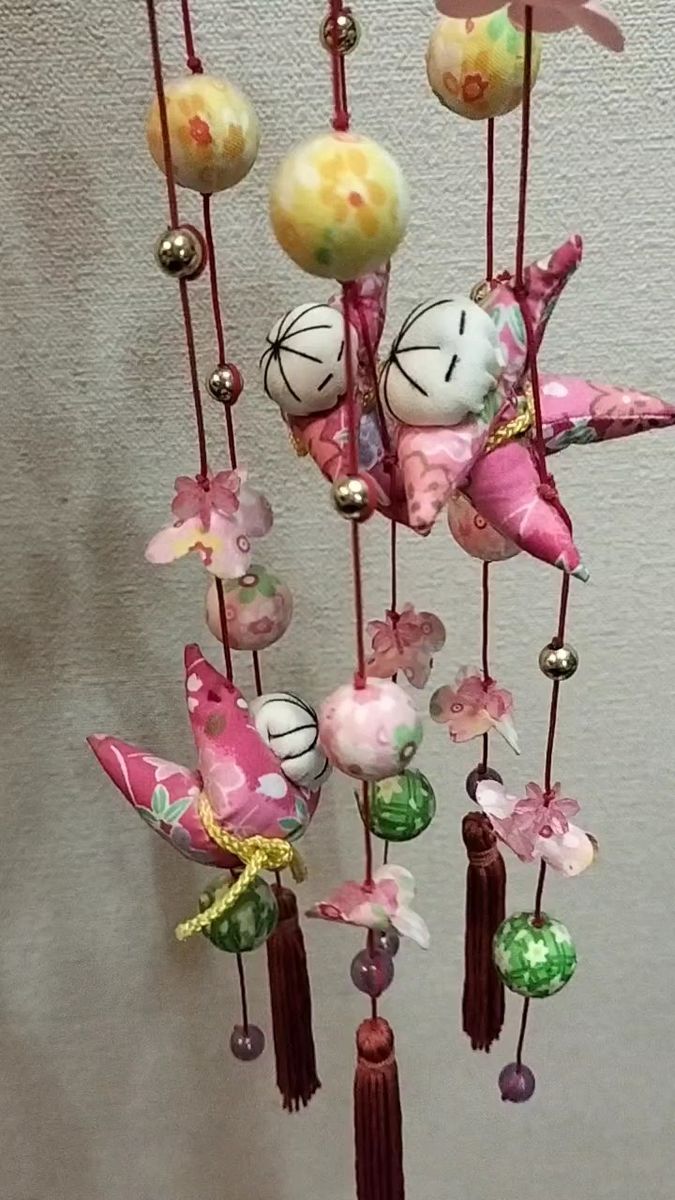 D-34　吊るし飾り 布細工  和雑貨 子供 童 人形 桜 梅 インテリア 置き物 招福 手芸
