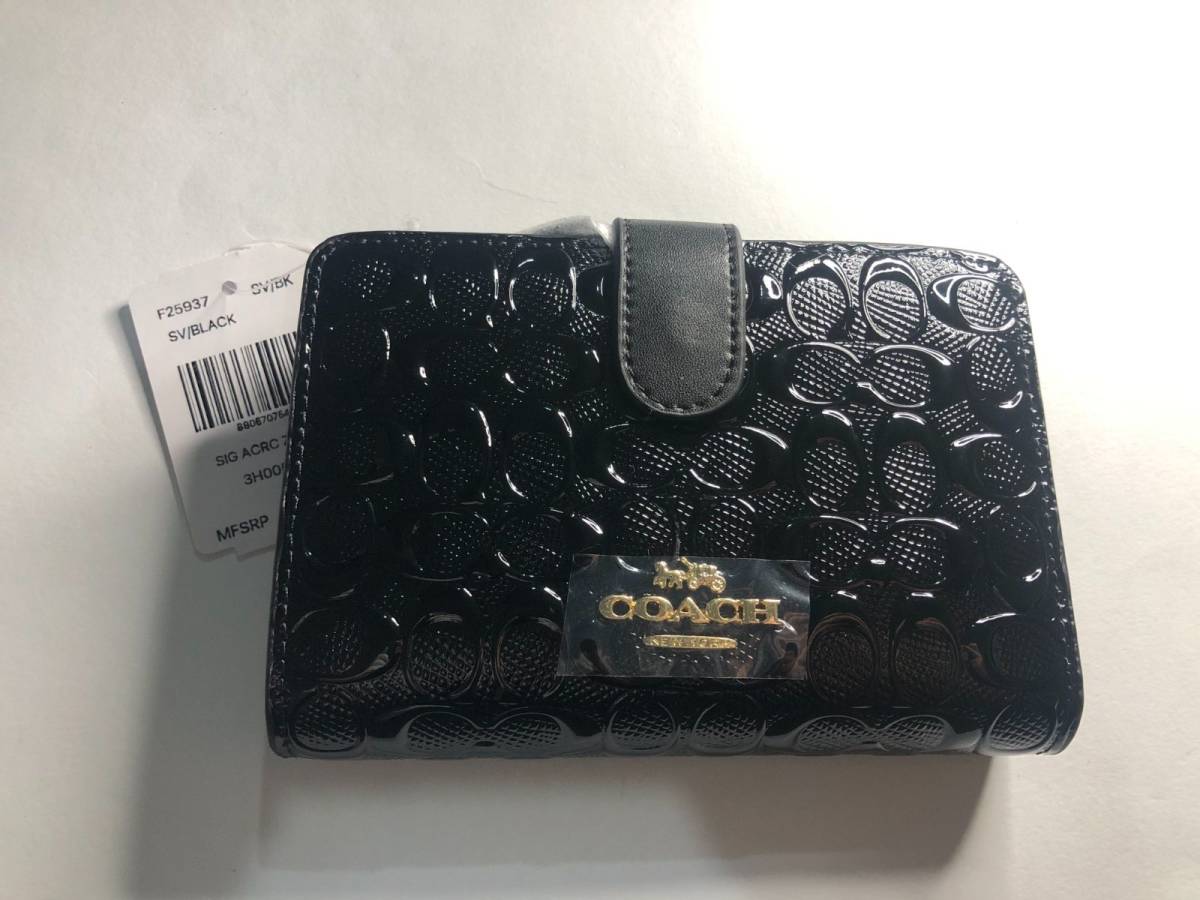 [新品未使用]COACH コーチ　折り財布　F25937 ブラック　エンボスパテントレザー　　_画像1