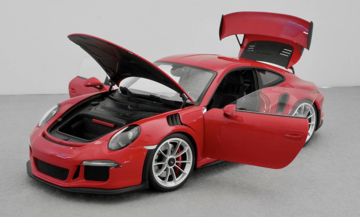 ● オートアート 1/18 ポルシェ911 GT3 RS （レッド）、AUTOart [78165] Porsche 911 (991) GT3 RS (Guards Red) 中古ミニカー_画像7