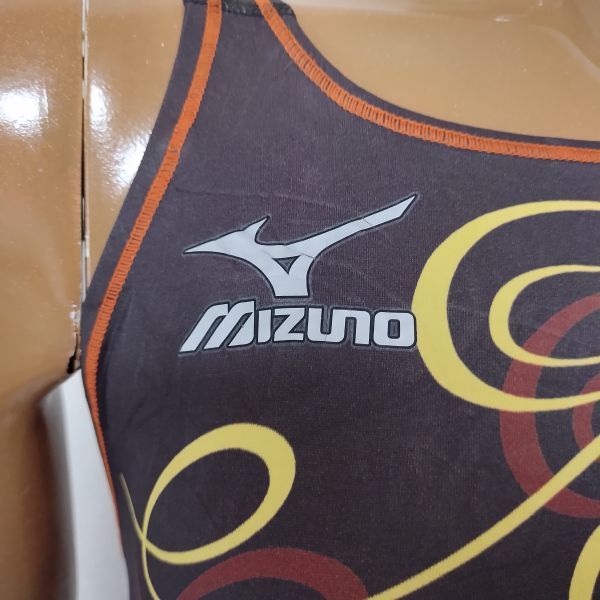 47【整理品リサイクル】ミズノmizuno女子競泳水着2枚セット(Lサイズ)★Fina承認★オープンバック光沢黒ブラック茶色ブラウン★男性も_画像10