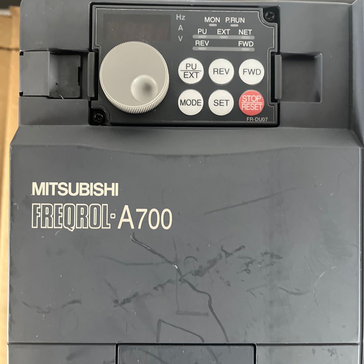3/10 MITSUBISHI 三菱電機 インバーター　FREQROL-A700_画像2