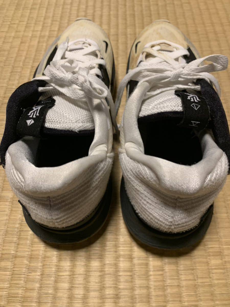 NIKE ナイキ DJ6014-101 KYRIE LOW カイリー　Low 26.5cm US8.5 バスケットボールシューズ_画像4