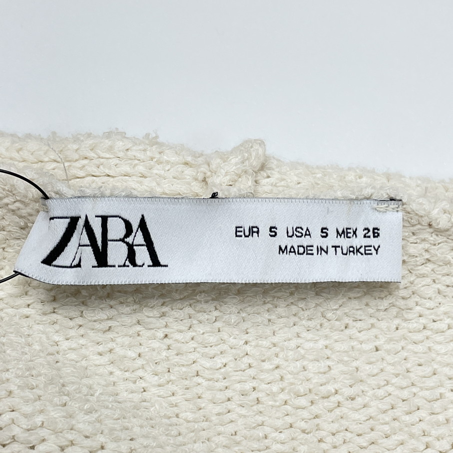 未使用品 /S/ ZARA アイボリー ニットクロップドボタンカーディガン レディース タグ カジュアルトップス 大人可愛い 羽織り デイリー ザラ