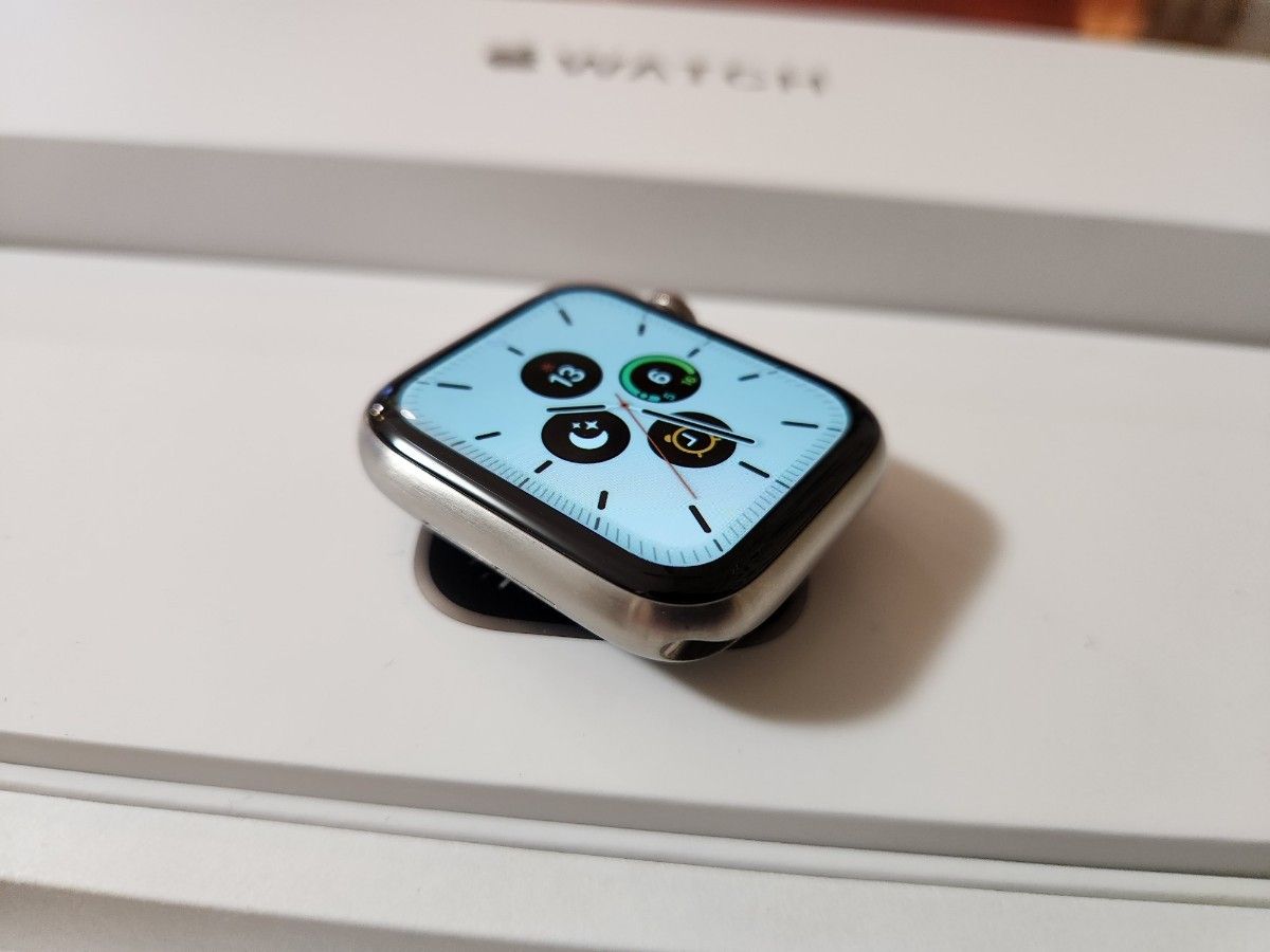 良品 Apple WATCH Series 5 44mm Titanium 本体|Yahoo!フリマ 良品 Apple WATCH Series 5 44mm Titanium 本体|Yahoo!フリマ