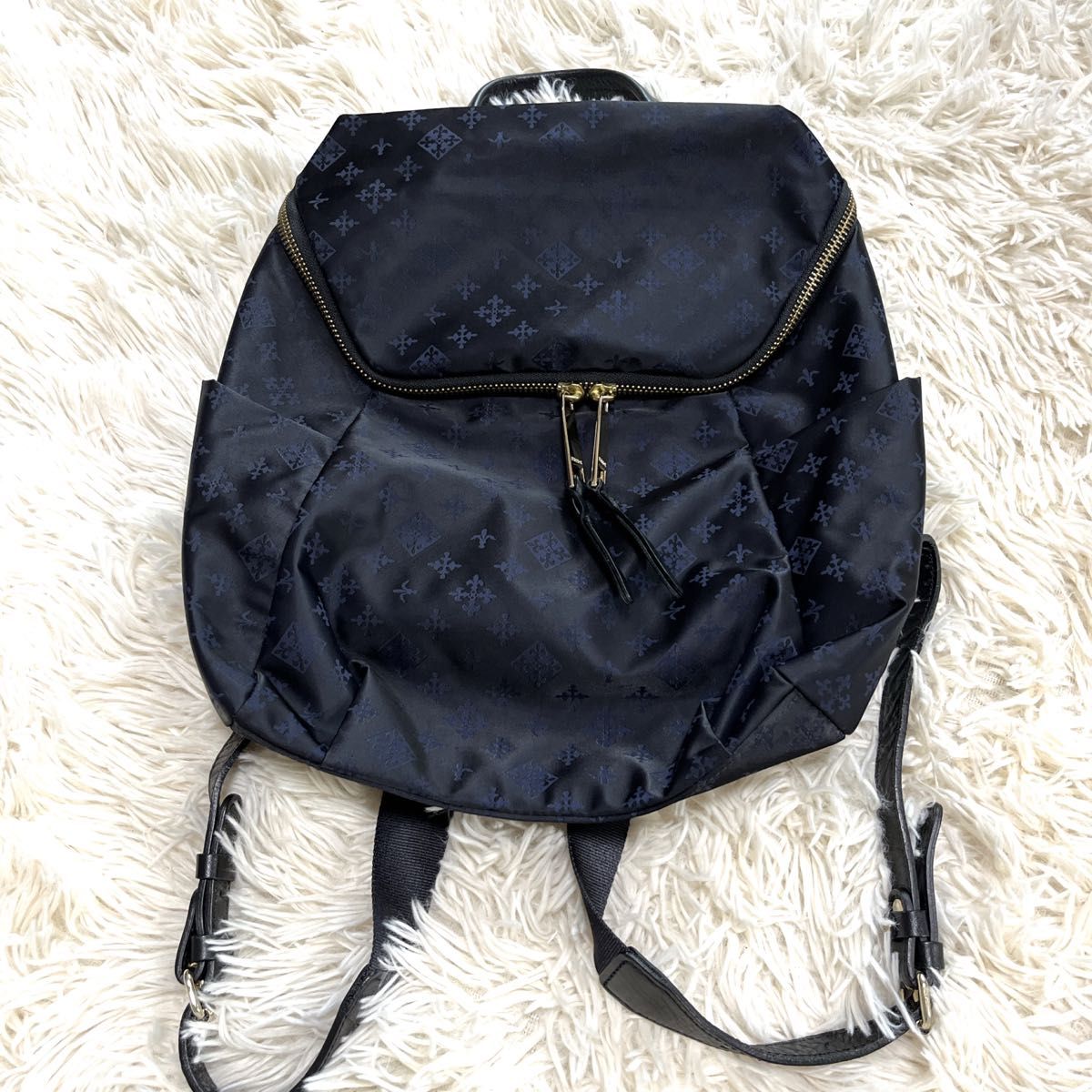 極美品】russet ラシットリュックサック ブラック ネイビー 極美品】russet ラシットリュックサック ブラック ネイビー