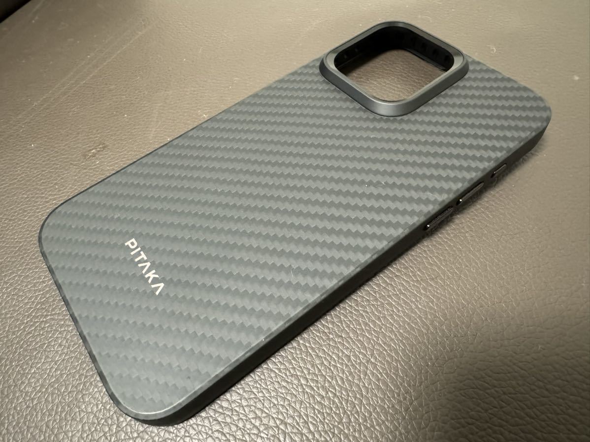【中古】PITAKA ピタカ MagEZ Case Pro 4 iPhone 15 Pro max用 ケース 1500D アラミド繊維　MagSafe対応_画像1