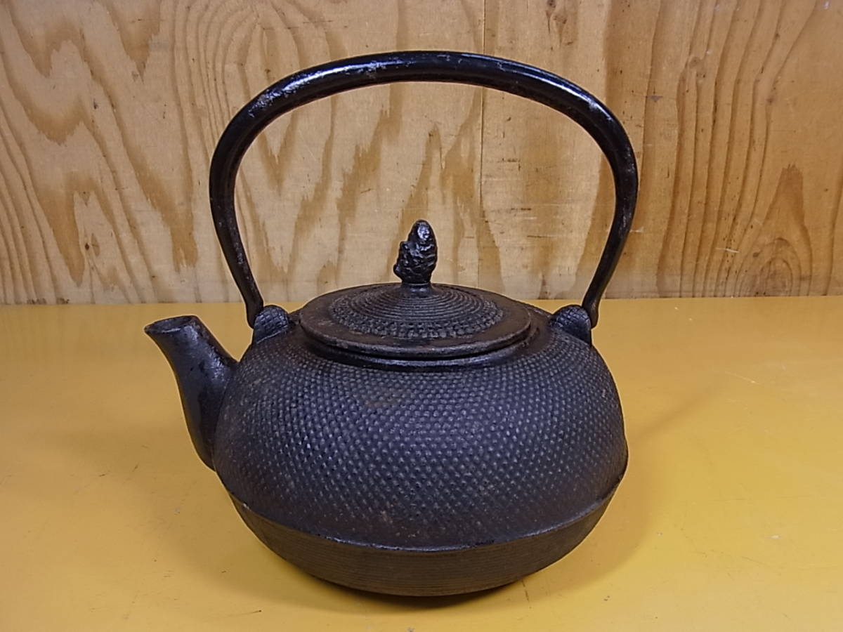 最安値級価格 □J/292☆鉄瓶(てつびん) 約14cm☆中古品 鉄器☆直径 鉄瓶
