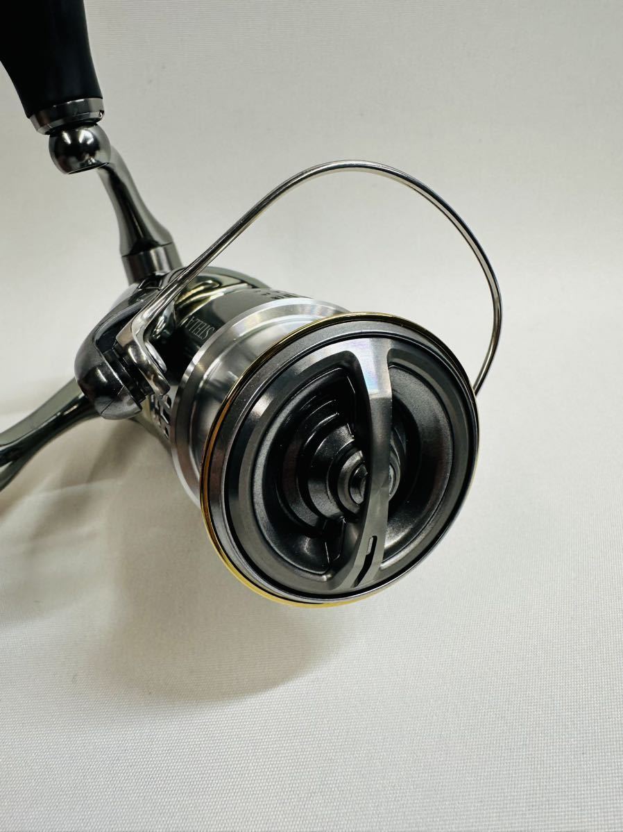 【シマノ】 18 ステラ STELLA 2500S SHIMANO スピニングリール_画像3