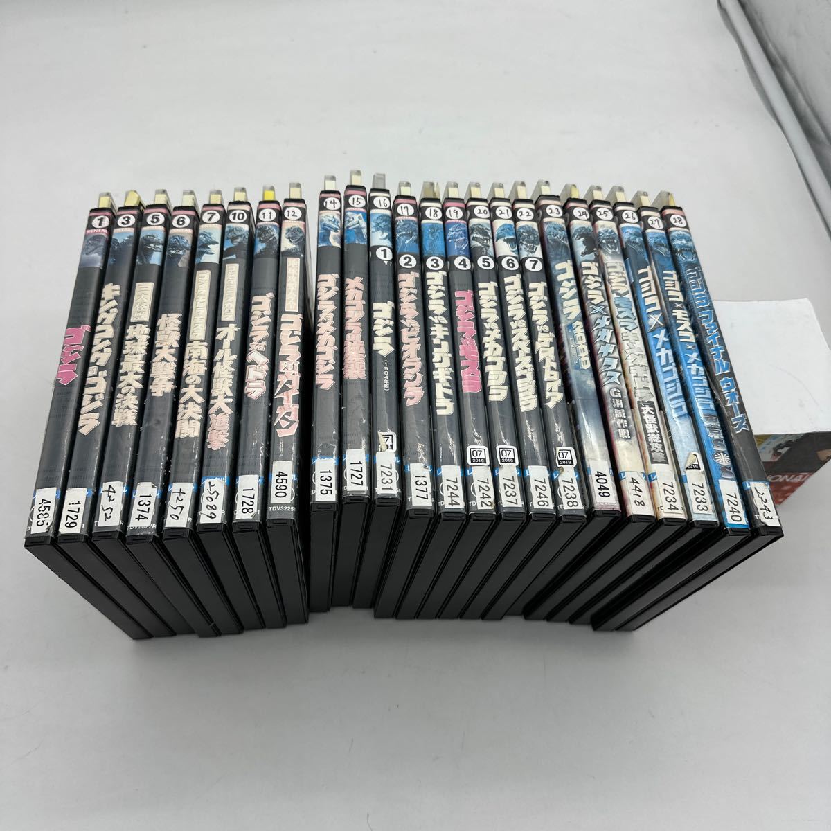 DVD レンタル落ち　ゴジラシリーズ　GODZILLA 23巻セット　特撮_画像1