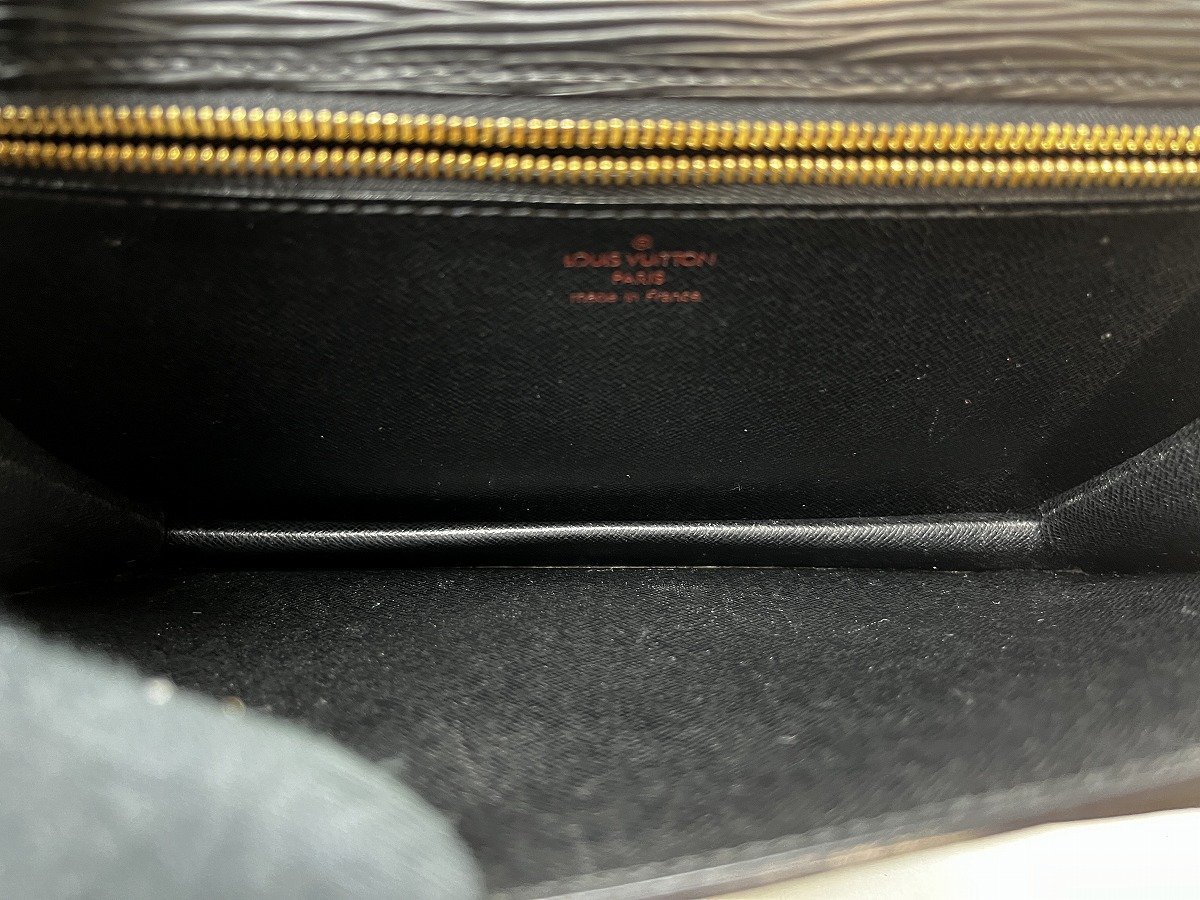 訳あり品 LOUIS VUITTON ルイ・ヴィトン エピ ポシェット セリエ ドラゴンヌ セカンドバッグ クラッチ M52612[224738_画像4