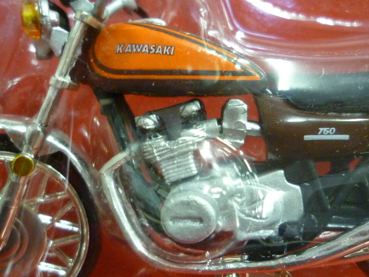 ＜非売品＞ 1/24？ Kawasaki Z2 カワサキ 750RS スーパーフォア Z750 火の玉ファイアーボール モーターサイクルコレクション バンプレストの画像4