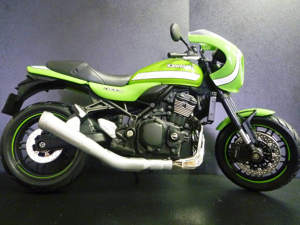 1/12 カワサキ　 Z900RS カフェ KAWASAKI　Z 900 RS Cafe ビンテージライムグリーン 　アオシマ文化教材社（完成品）_サンプル画像