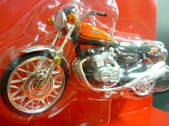 ＜非売品＞ 1/24？ Kawasaki Z2 カワサキ 750RS スーパーフォア Z750 火の玉ファイアーボール モーターサイクルコレクション バンプレストの画像3