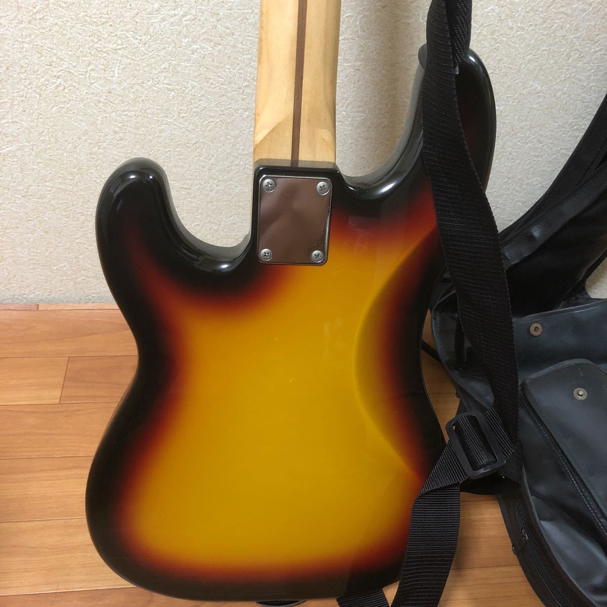 Squier Fender PRECISION BASS エレキベース スクワイヤー フェンダー_画像7