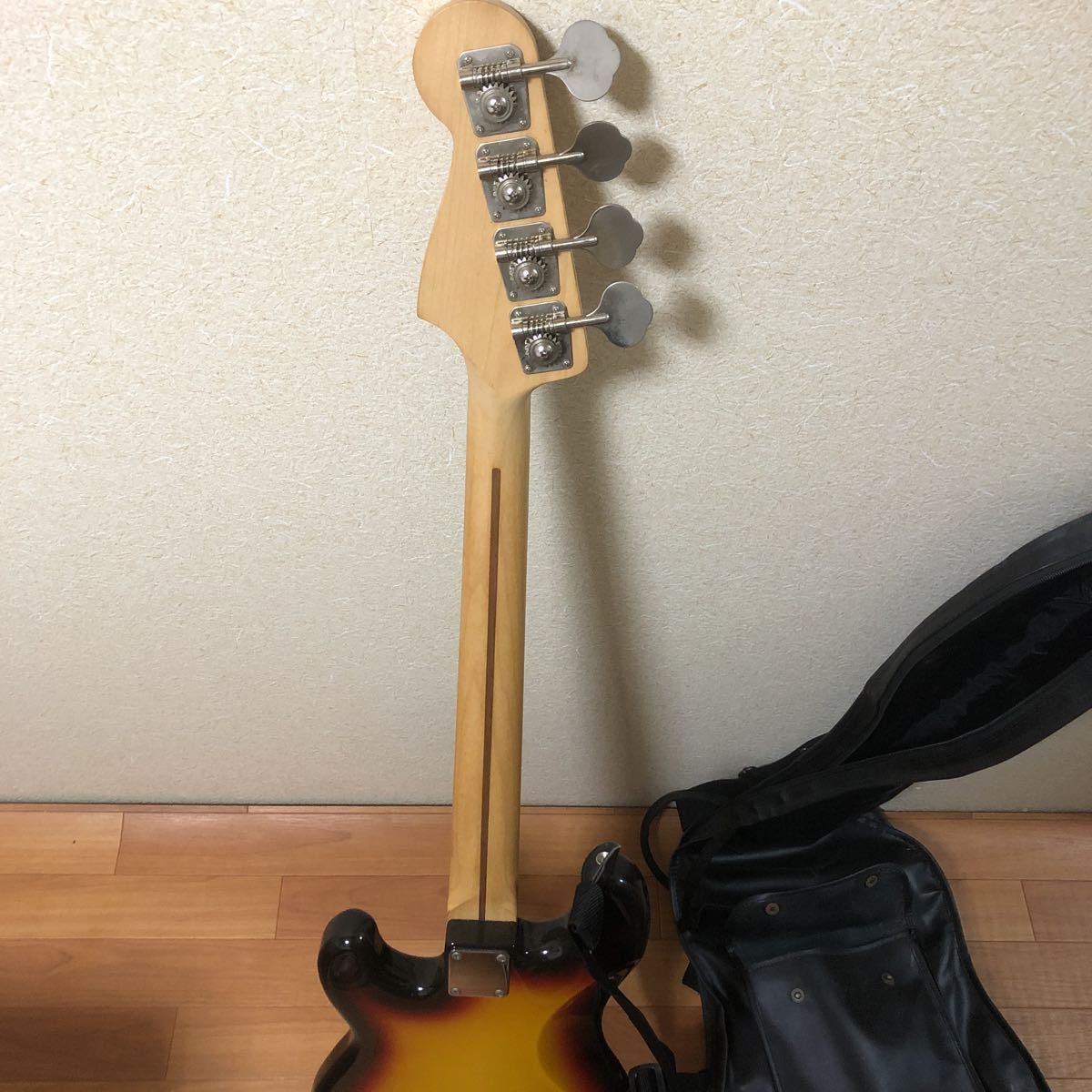 Squier Fender PRECISION BASS エレキベース スクワイヤー フェンダー_画像5