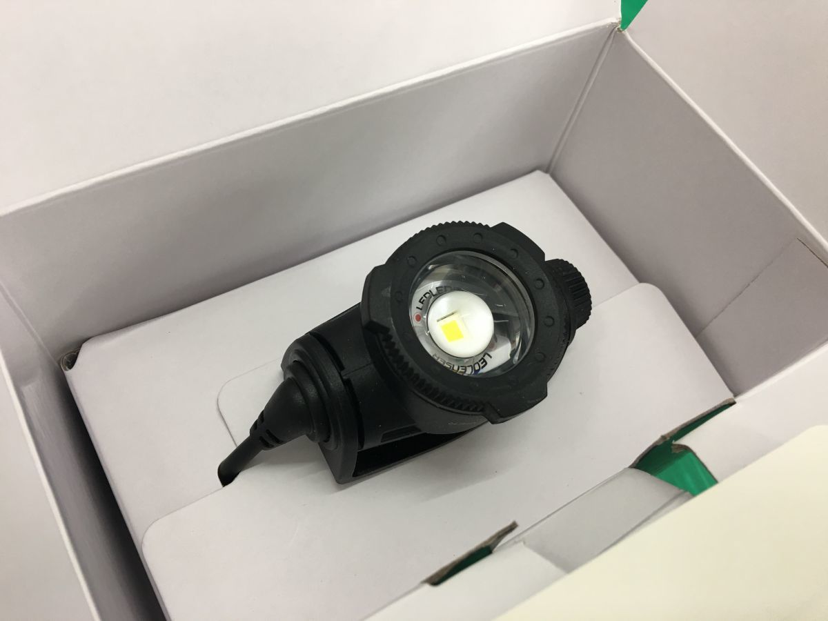 ☆LEDLENSER レッドレンザー　充電式LEDヘッドライト　H7R CORE　未使用品_画像5