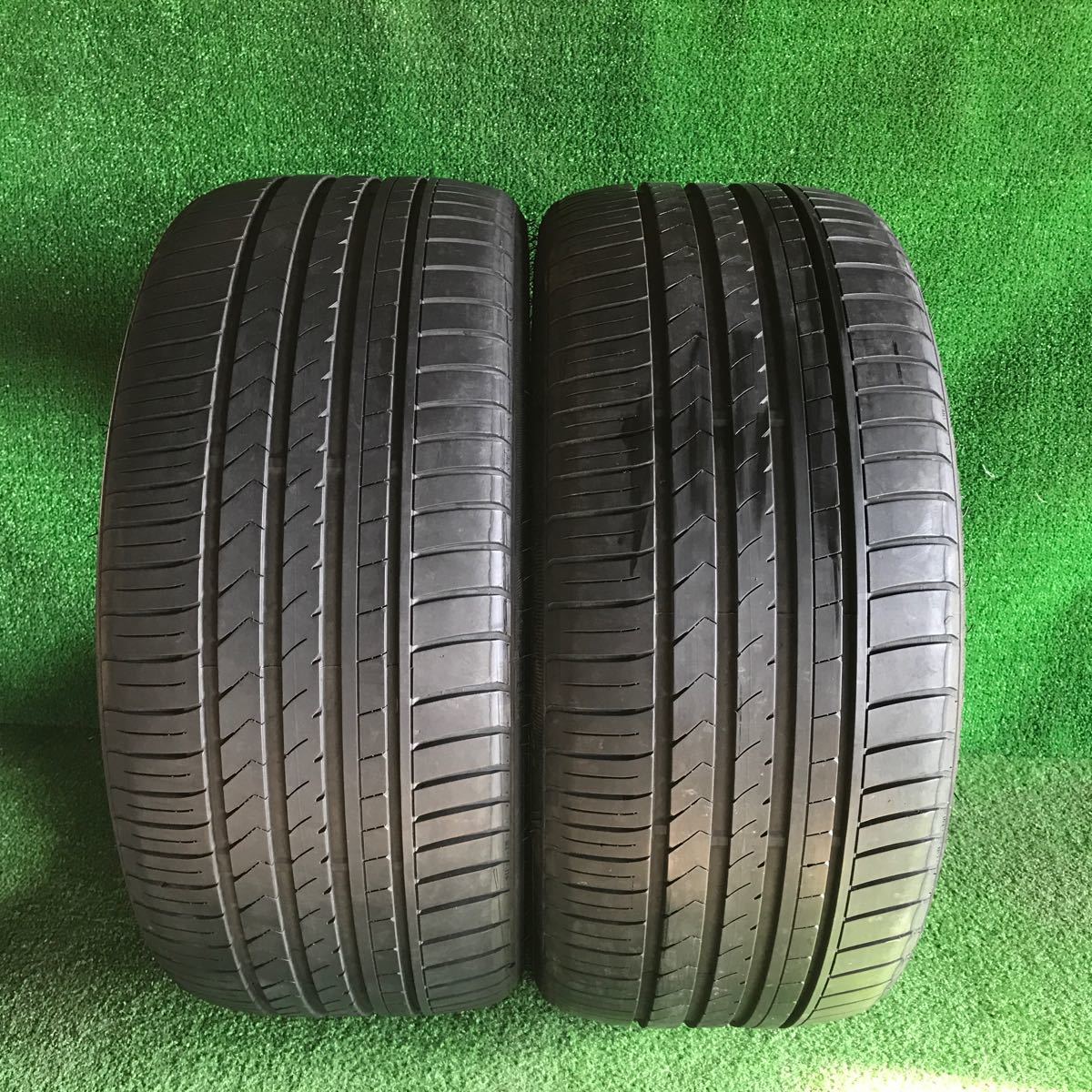 【592】235/35R19 WINRUN R330 2020年製 2本_画像1