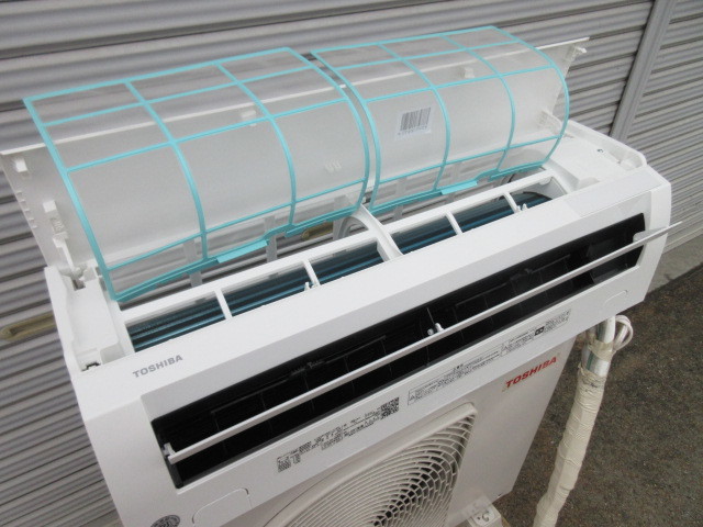14.20WA2013  Toshiba  TOSHIBA  комната  кондиционер  RAS-2211TM-W ... 2.2 kW , ... 2.7 kW　 пульт ДУ есть ...