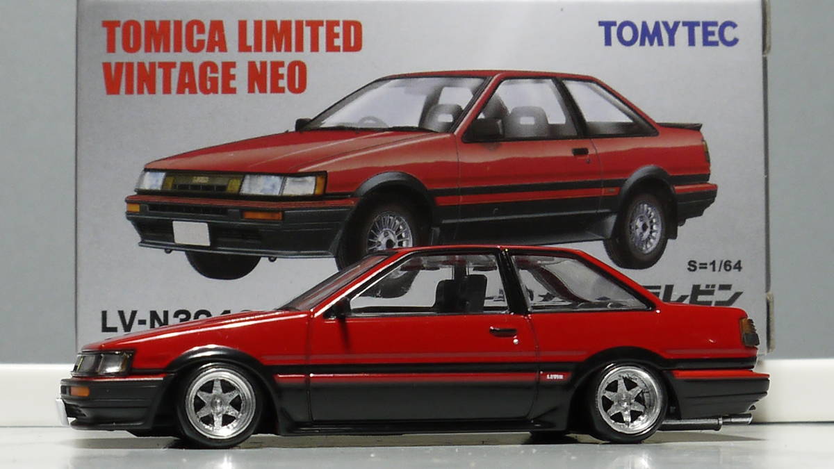 トミカリミテッド改 1/64 トヨタ カローラレビン AE86(赤) ロンシャン アルミ 深リム 街道レーサー 頭文字D 湾岸 JDM D1 スタンス ドリフト_画像1