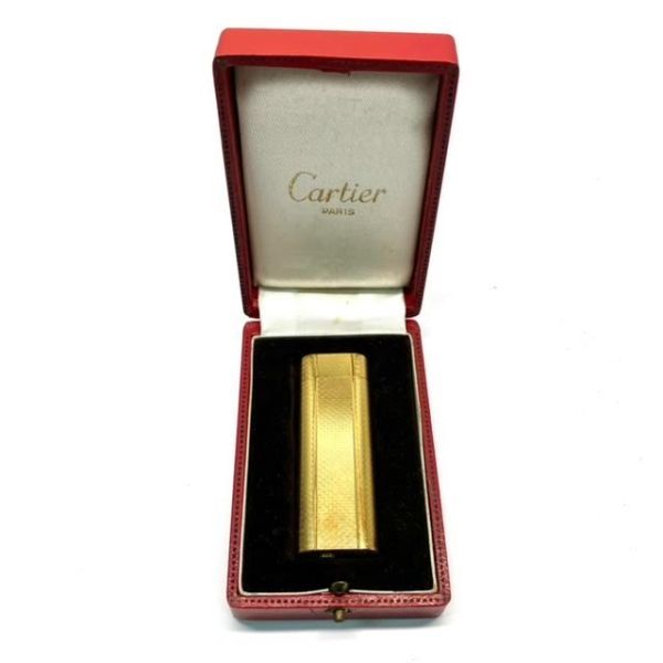 仙28 Cartier ガスライター ゴールドカラー スリムタイプ カルティエ ガス式 喫煙グッズ 箱付き_画像1