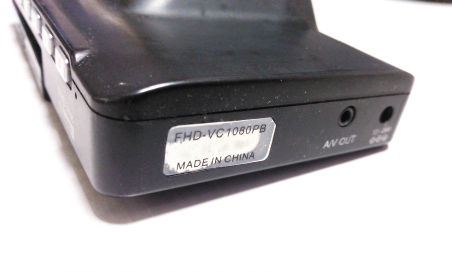 【現状品・中古・送料一律410円】 ルートアール Route-R ドライブレコーダー FHD-VC1080PB Full HD 1080P_画像4