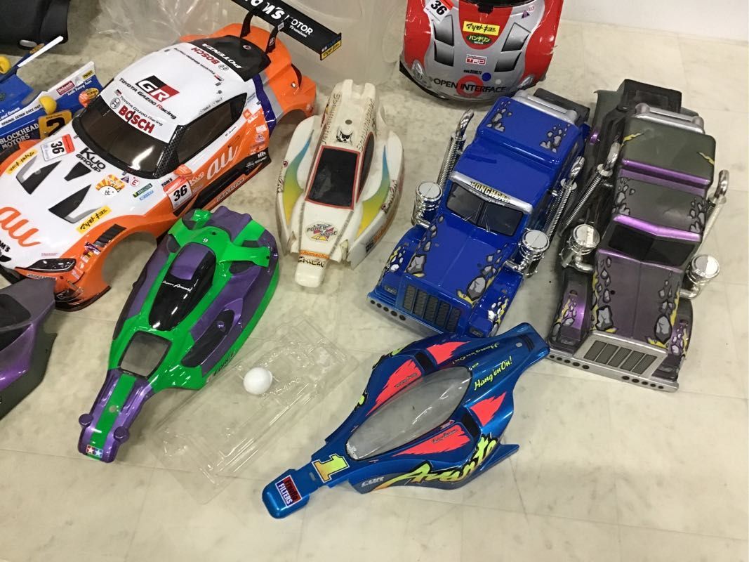 1円〜 同梱不可 ジャンク ラジコンカー RC ボディ パーツ_画像4