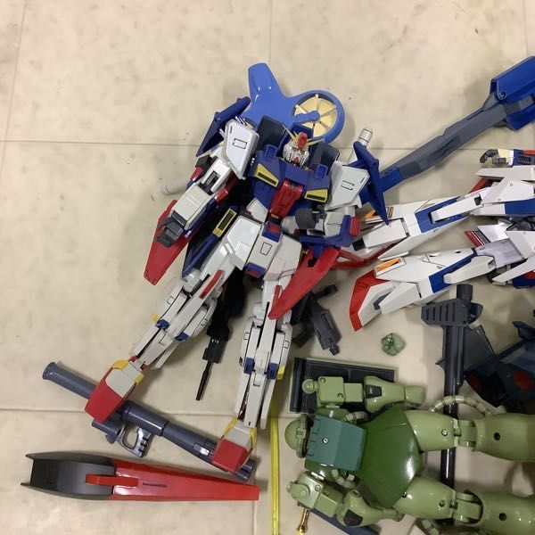 1円〜 訳あり ジャンク 可動戦士 等 フィギュア ガンダム シャア専用ザク Zガンダム 百式 他_画像2