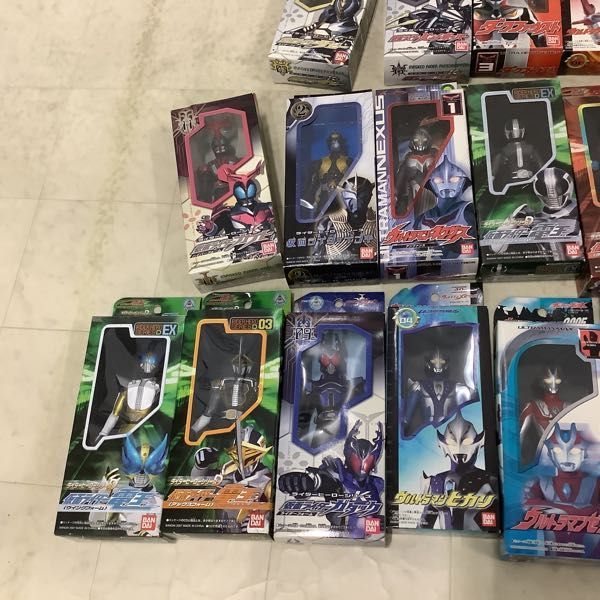 1円〜 訳あり ライダーヒーローシリーズ 仮面ライダー カブト、ガタック、ウルトラヒーローシリーズ ウルトラマンゼノン他_画像2