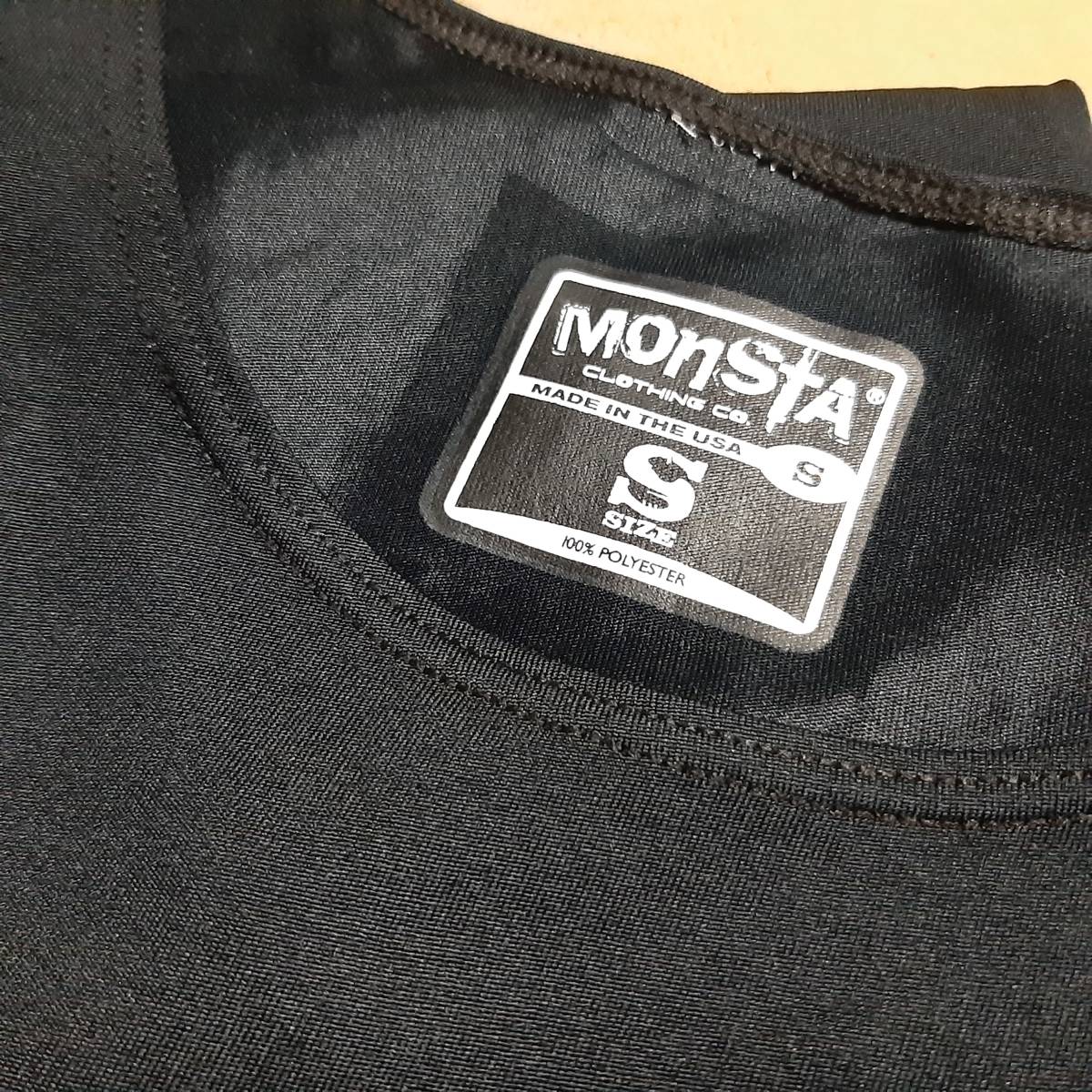 【メーカー直輸入正規品/送料無料】 monsta CLOTHING CO. モンスタ MC-Icon-106 レーサーバック タンクトップ USサイズ:S 黒 ★ ジムウェア_画像6