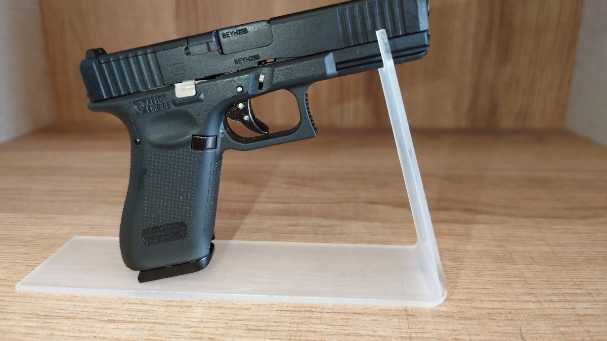 数量限定価格 精巧1/2スケール ミニチュアモデルガン Glock17 数量限定価格 精巧1/2スケール ミニチュアモデルガン Glock17