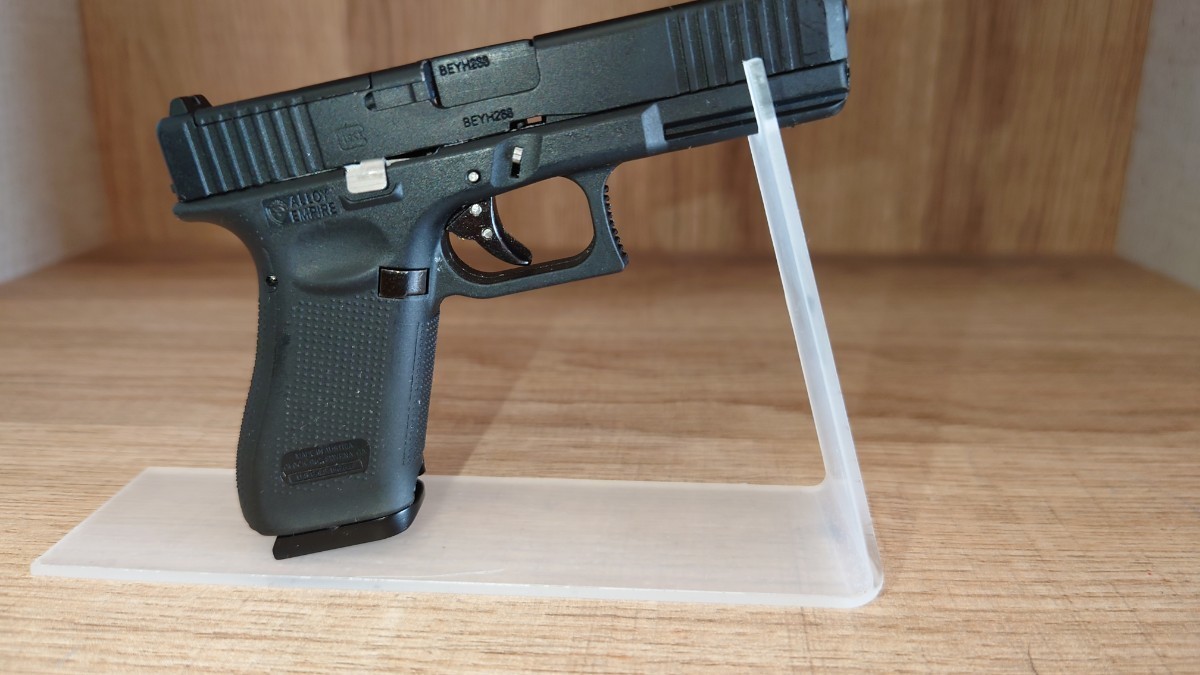 精巧1/2スケール　ミニチュアモデルガン　　　Glock17 GEN5　ブラック　モデルガン　トイガン　ミニチュアガン