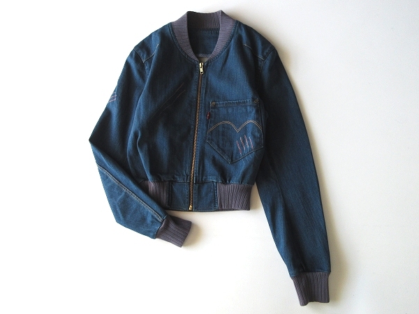 希少 00sビンテージ LEVI'S RED リーバイスレッド 2001AW Responsible Irresponsible 爪痕プリント ストレッチデニムジャケット ブルゾン S_画像2