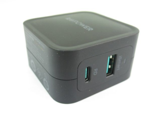 AA 3-7 美品 RAVPOWER PD 充電器 65W 2-Port RP-PC133 ブラック 急速充電器 USB コンパクト 通電確認済_画像4