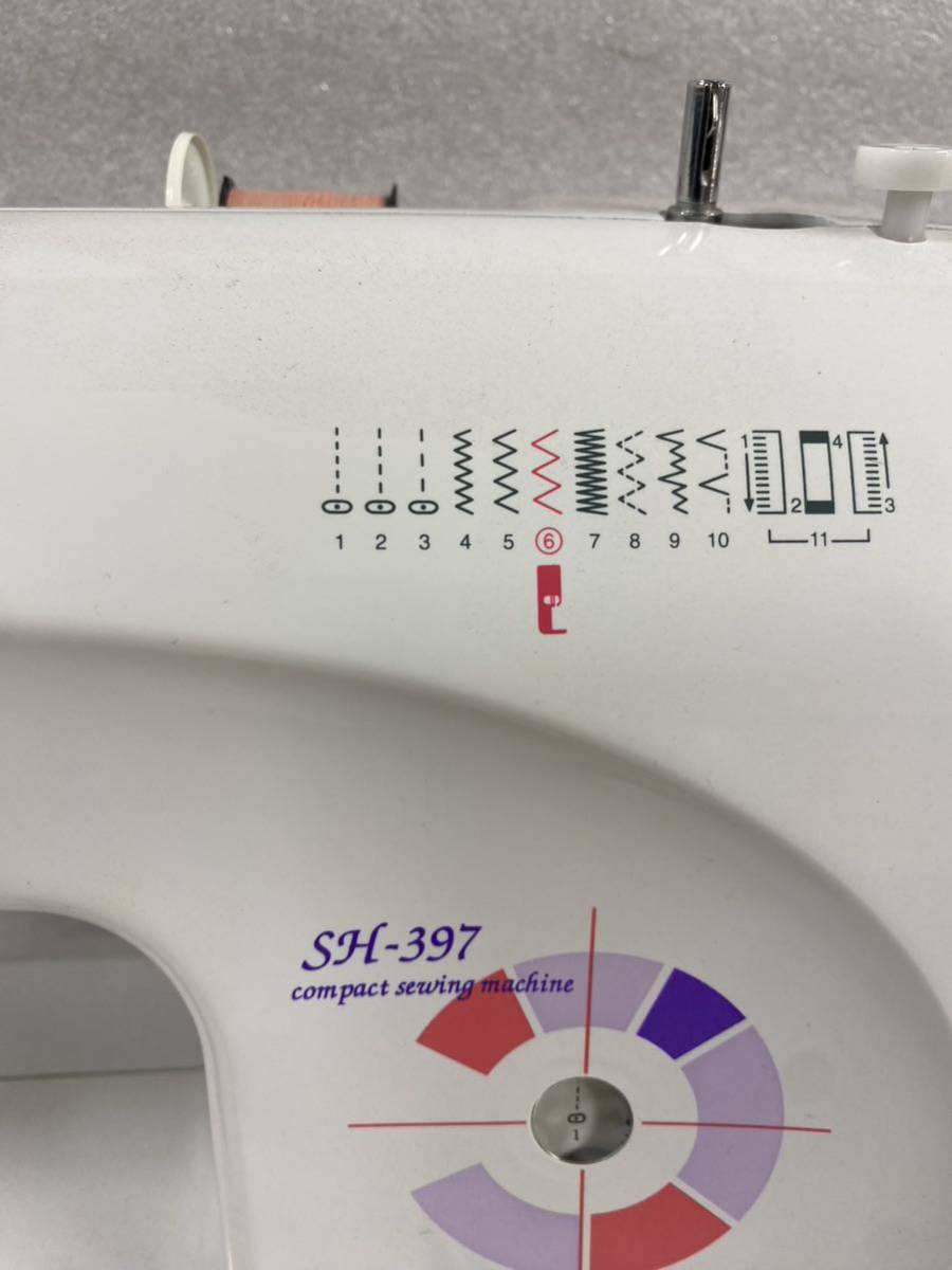 SINGER SH-397 compact sewing machine_画像2